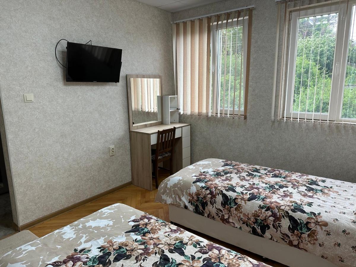 Suhin Dol Hotel Belimel Exteriör bild