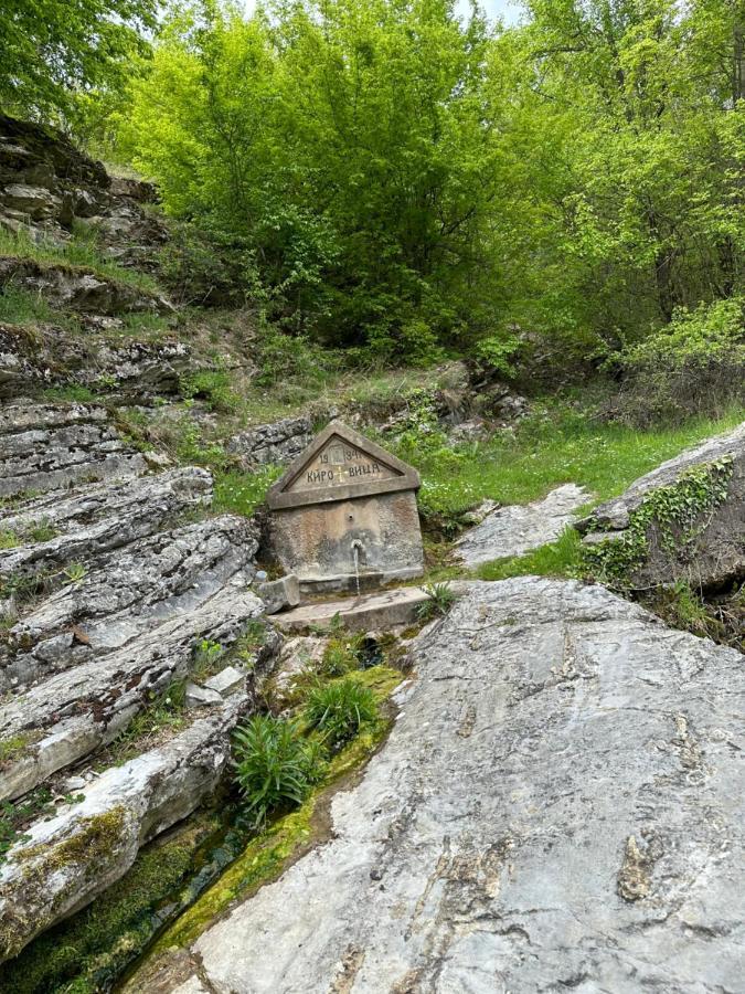Suhin Dol Hotel Belimel Exteriör bild